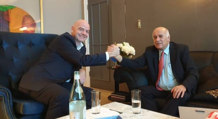 انفانتينو يهنئ اللواء الرجوب بمناسبة إعادة انتخابه رئيساً للاتحاد الفلسطيني لكرة القدم