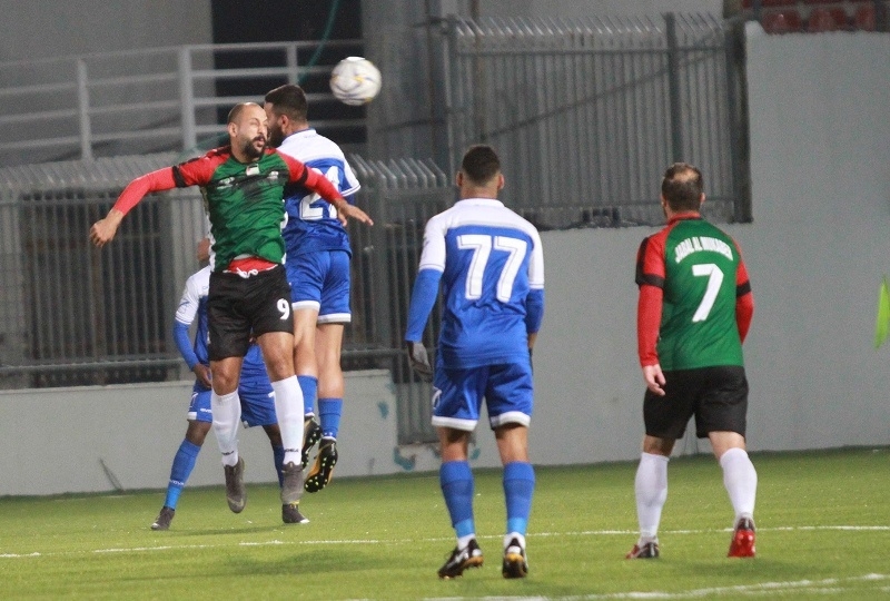 فوز ثمين للمكبر أمام الهلال وحصول البيرة والظاهرية على النقاط الثلاث