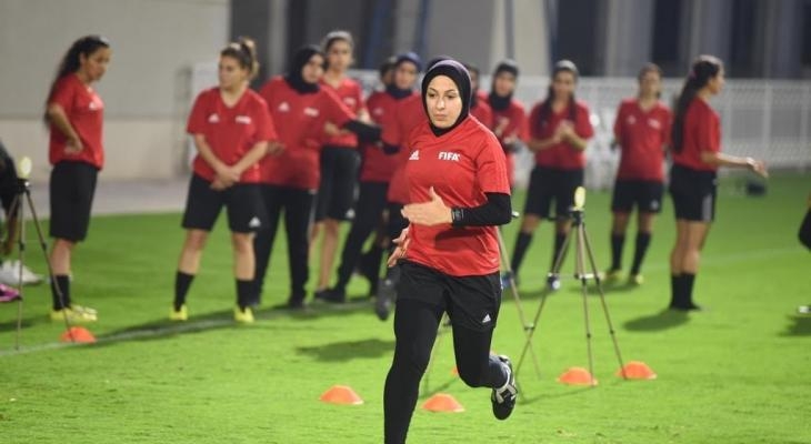 اختيار الحكمة المساعدة الدولية الفلسطينية هبة سعدية للتحكيم في بطولة الأندية النسوية الآسيوية 2021