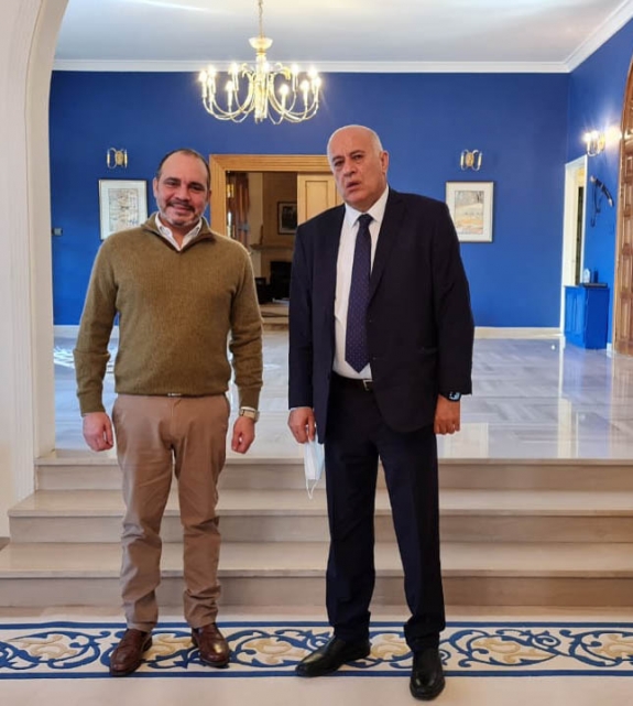 سمو الأمير علي والفريق الرجوب يتفقان على تنظيم بطولة القدس والكرامة للأندية&lrm;&lrm;