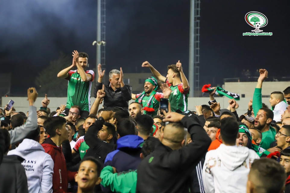فوز جبل المكبر بلقب المحترفين 2023
