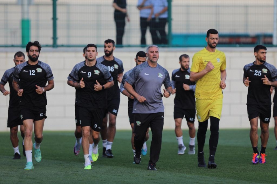 بعثة المنتخب الوطني الأول تصل مدينة داليان تحضيرا لمباراة الصين