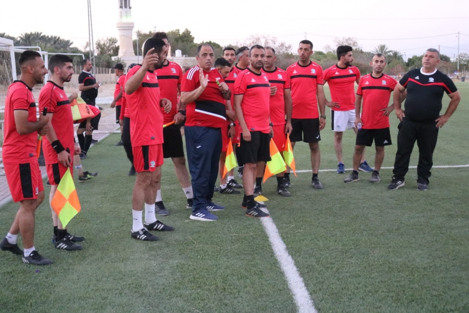 اتحاد الكرة يختتم دورة الحكام لمنطقة الجنوب