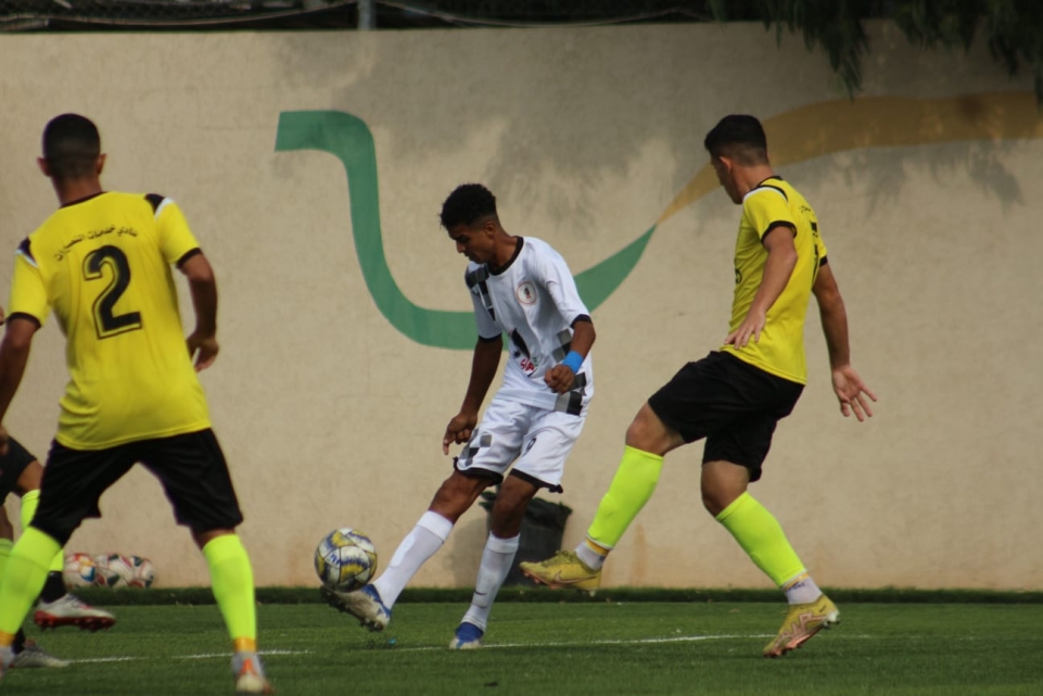 خدمات خانيونس ونماء يحققان الفوز على المجمع الإسلامي وخدمات النصيرات في&nbsp;دوري الدرجة الأولى