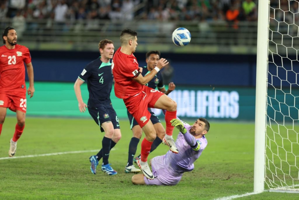 المنتخب الوطني يتعثر أمام أستراليا في تصفيات آسيا