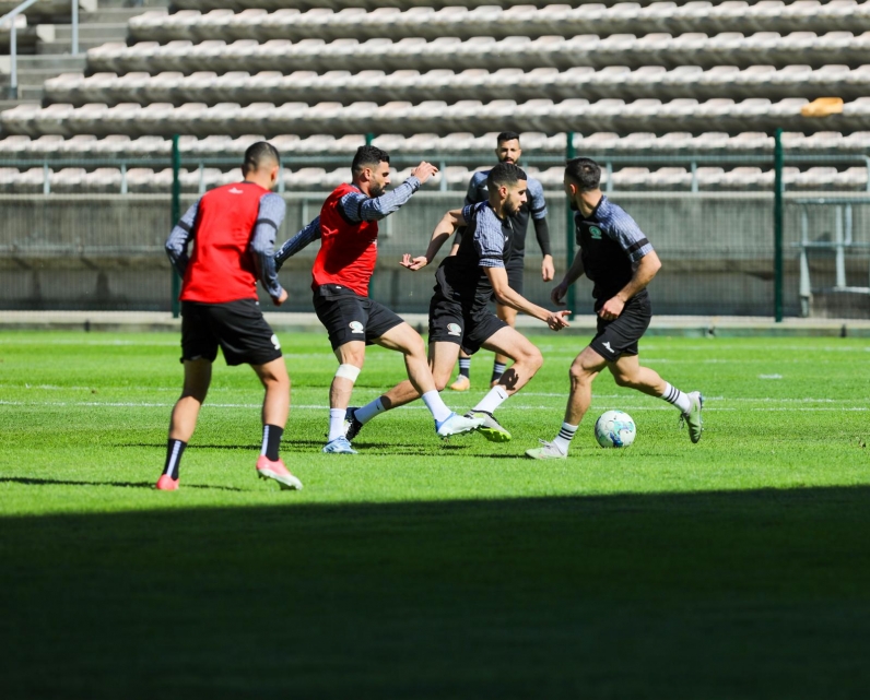 بحضور رئيس جنوب أفريقيا.."فدائي المحليين" يشارك في مباراة ودية في ذكرى تحرر "مانديلا" &nbsp;