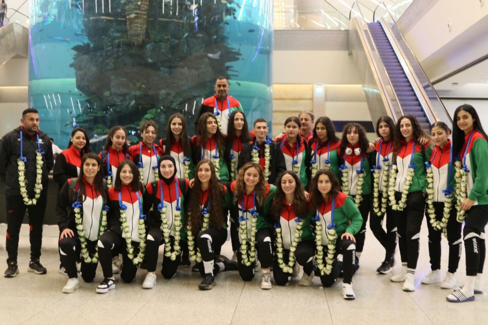 منتخبنا الوطني للسيدات يصل السعودية استعداداً لمنافسات بطولة غرب آسيا 2024