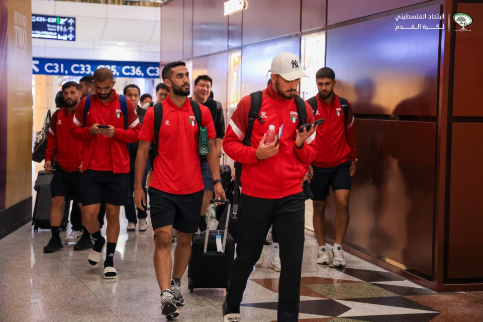بعثة الفدائي تصل كوالالمبور تأهبا لمواجهة الأردن في تصفيات المونديال