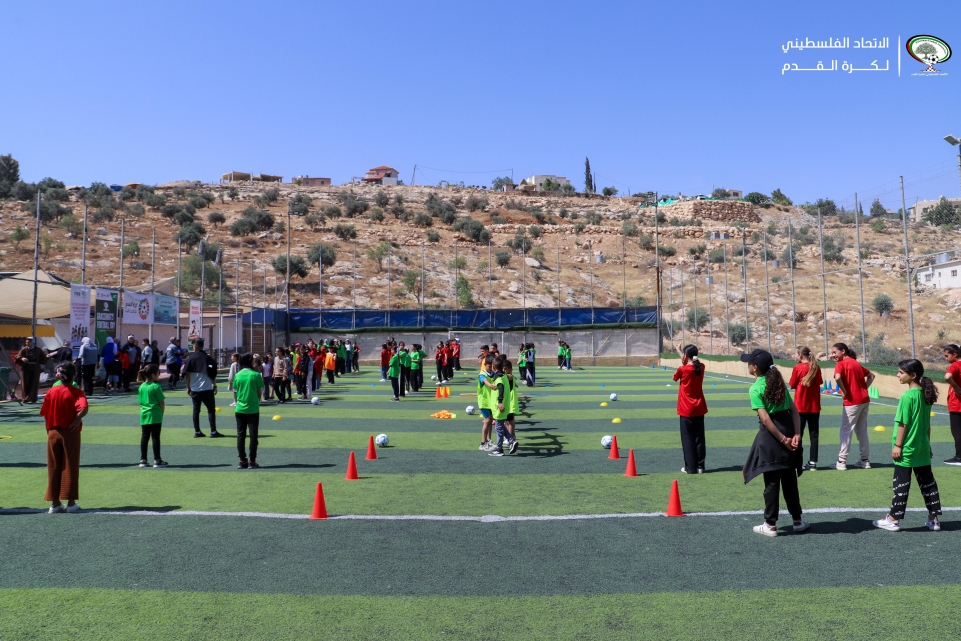 اتحاد الكرة&nbsp;يحتفل باليوم الآسيوي للبراعم في الخليل