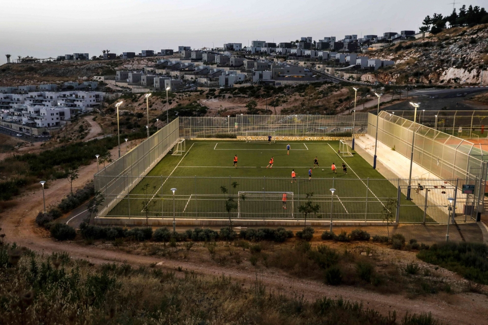 خبراء قانونيون بارزون يقدمون للجنة الفيفا تقييماً حول عدم شرعية المستوطنات الإسرائيلية