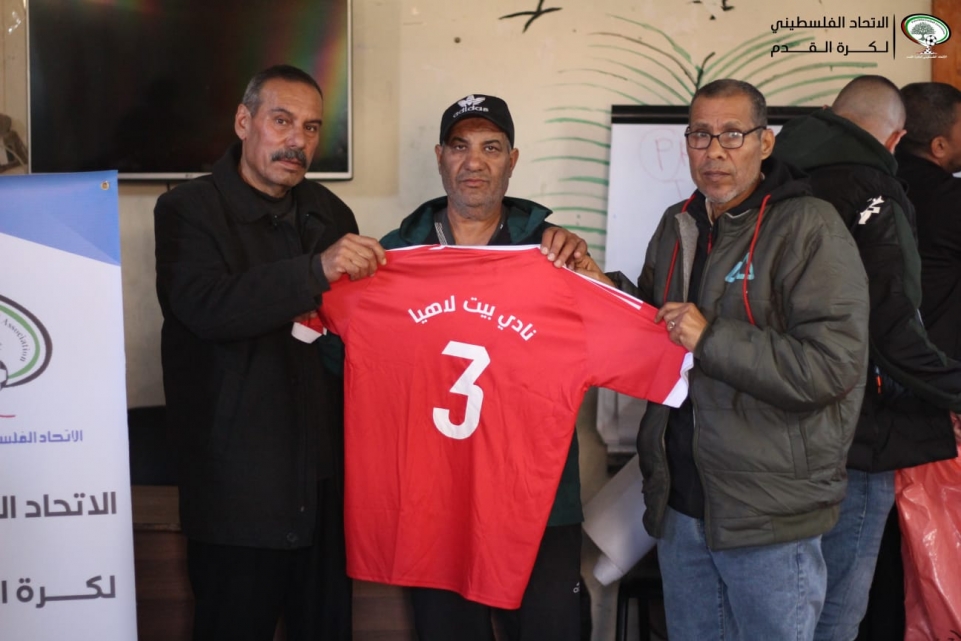 تنطلق السبت.. اتحاد الكرة يوزع الملابس الرياضية على الأندية المشاركة في البطولة التنشيطية